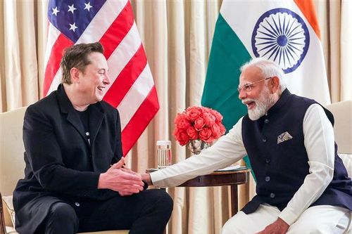 Tesla ra mắt thị trường Ấn Độ, mở phòng trưng bày đầu tiên tại Mumbai