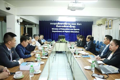 Thúc đẩy hợp tác giáo dục đại học Việt Nam - Lào