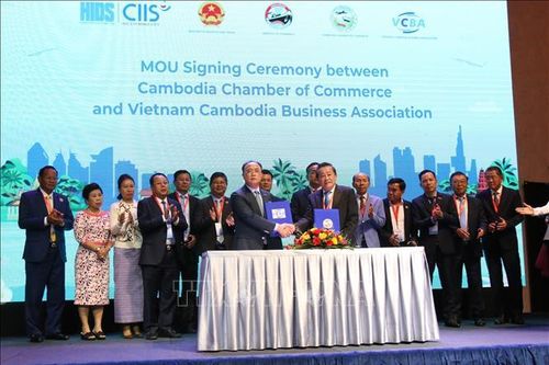 Việt Nam và Campuchia thúc đẩy hợp tác, kết nối giao thương