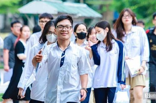 Phổ điểm thi tốt nghiệp THPT 2025: Hơn 500 thí sinh đạt điểm 10 Toán