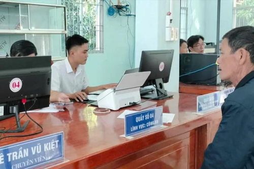 Thẩm quyền của UBND cấp xã về quản lý đất đai