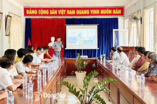 Đối thoại với hơn 50 hộ dân nhận khoán đất rừng liên quan đề án phát triển du lịch tại Khu Bảo tồn thiên nhiên - văn hóa Đồng Nai
