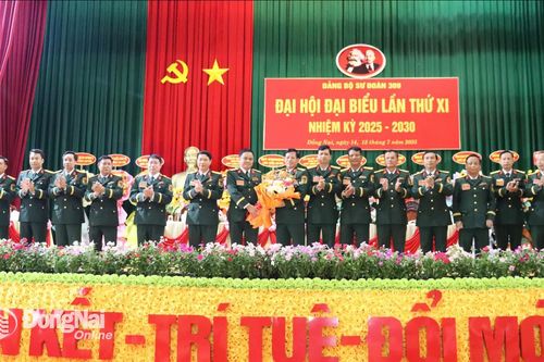 Đại tá Vũ Văn Tám tái đắc cử Bí thư Đảng ủy Sư đoàn 309