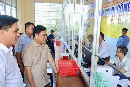 Không để chậm trễ trong giải quyết thủ tục hành chính cho người dân