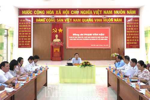 Phó Bí thư Tỉnh ủy Phạm Văn Hậu làm việc với Đảng ủy xã Diên Điền