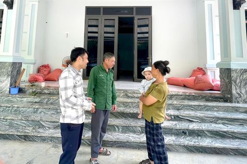 Rời núi để thoát nghèo