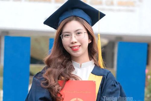 Nữ thủ khoa tốt nghiệp trường Đại học Sư phạm Hà Nội