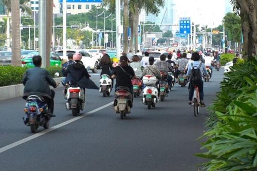 Trung Quốc cấm xe máy thành công trên khắp các thành phố ra sao?