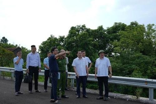 Xã Thanh Oai kiểm tra tiến độ giải phóng mặt bằng các dự án đầu tư công