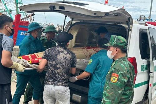 Tìm thấy thi thể ngư dân mất tích trên biển trong đêm
