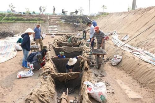 'Bí ẩn' niên đại thuyền cổ ở Bắc Ninh
