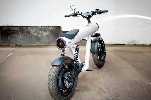 Môtô điện thiết kế độc đáo có giá hơn 200 triệu đồng