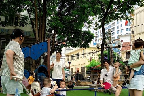Tình làng, nghĩa xóm trong cơn lốc đô thị - Bài 2: Thắp lửa tình thân giữa tầng cao đô thị