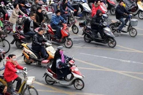 Cách các nước 'khai tử' xe xăng khỏi đô thị