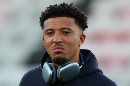 Juventus tăng giá mua Sancho