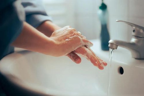 Sai lầm khi rửa tay vô tình tăng nguy cơ nhiễm khuẩn