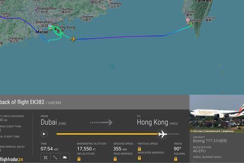 Máy bay Boeing 777 hạ cánh bất thành 2 lần, đột ngột chuyển đích
