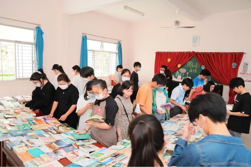 Hội sách Mơ Hỏi Mở viết tiếp câu chuyện kết nối tri thức