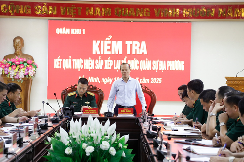 Quân khu 1 kiểm tra công tác sắp xếp tổ chức quân sự địa phương tại tỉnh Bắc Ninh