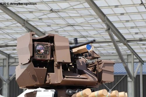 Pháp ra mắt tháp pháo laser diệt UAV trên xe bọc thép