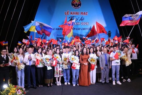 Khai mạc Trại hè Việt Nam 2025: Thắt chặt tình đoàn kết, viết tiếp câu chuyện hòa bình