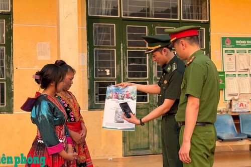 Công nghệ số gắn kết lòng dân, giữ bình yên ở khu vực biên giới