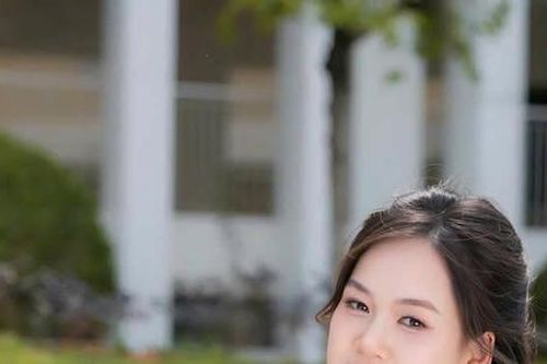 Nữ sinh Phú Thọ là thủ khoa toàn quốc khối A00