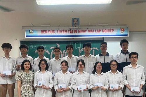 Bí quyết để nam sinh Hà Nội trở thành thủ khoa khối A00 với 3 điểm 10 tuyệt đối