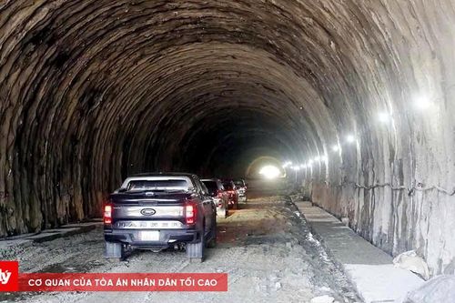 Hầm Đèo Ngang nối Quảng Trị – Hà Tĩnh thông xe kỹ thuật