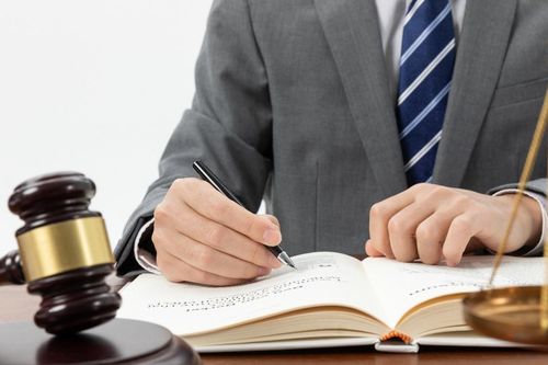 Harvey Law Group - 33 năm giữ vững vị thế giữa những làn sóng thay đổi