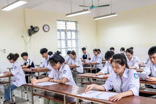 Vĩnh Phúc có điểm thi tốt nghiệp THPT năm 2025 cao nhất trong 63 tỉnh, thành cũ