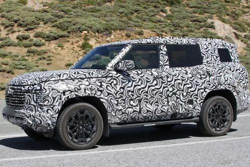Mitsubishi Pajero 2026: Có thể bỏ chữ 'Sport', trở lại với tên gọi huyền thoại?