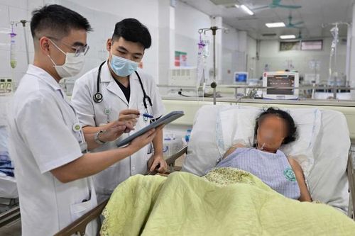 Người phụ nữ sống sót sau khi bị sét đánh thẳng vào não
