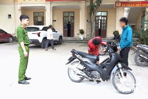 Công an xã Trung Lộc truy bắt nhanh hai đối tượng trộm xe mô tô chỉ sau 24h tiếp nhận tin báo