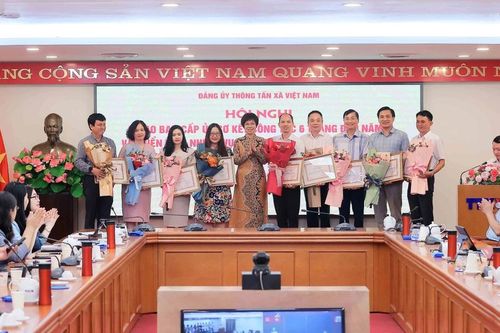 Hướng tới Đại hội Đảng bộ TTXVN nhiệm kỳ 2025-2030: Dân chủ, trách nhiệm, đổi mới
