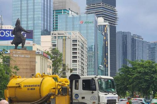 TP Hồ Chí Minh: Liên tiếp xảy ra 2 vụ tai nạn giao thông khiến 3 người tử vong