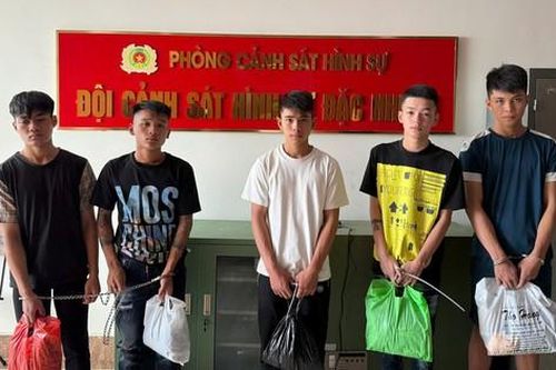 Khởi tố 19 thanh niên vụ cầm dao kiếm đánh nhau gây náo loạn tại Hải Phòng