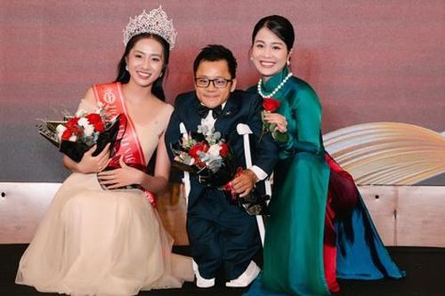Hoa hậu Hà Trúc Linh làm đại sứ chương trình thời trang dành cho người khuyết tật