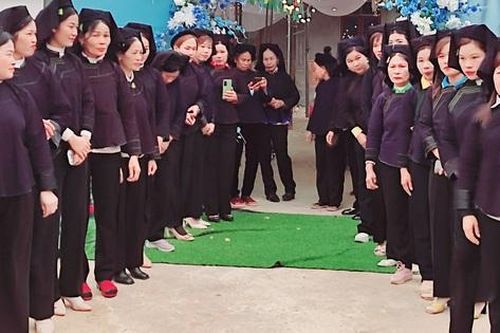 Bắc Ninh: Vận động hội viên phụ nữ tham gia phát huy và giữ gìn bản sắc văn hóa dân tộc Nùng