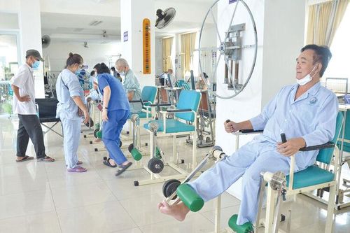 Nâng cao hiệu quả điều trị bằng Đông - Tây y kết hợp