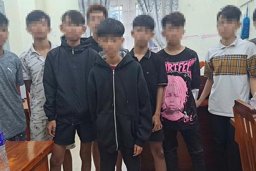 Bắt nhóm thiếu niên cướp tài sản tại phường Long Xuyên