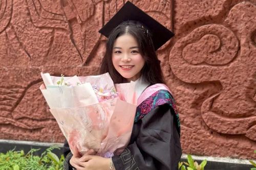 Từ cánh đồng ngô đến giảng đường Đại học Thanh Hoa