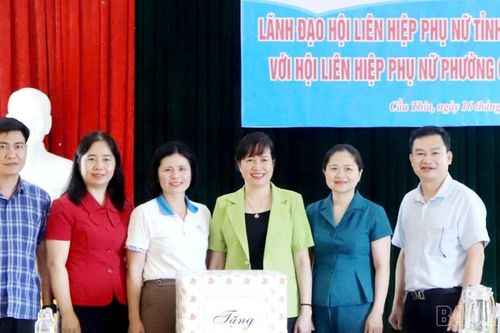 Chú trọng nâng cao năng lực cán bộ, phát triển mô hình tập hợp phụ nữ