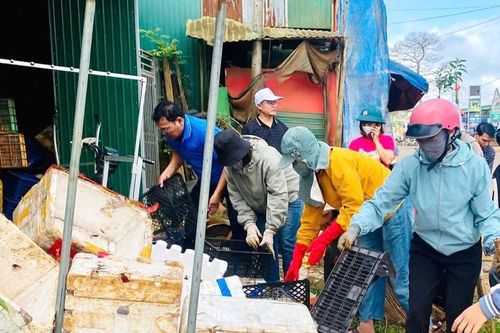 Phụ nữ chung tay bảo vệ môi trường