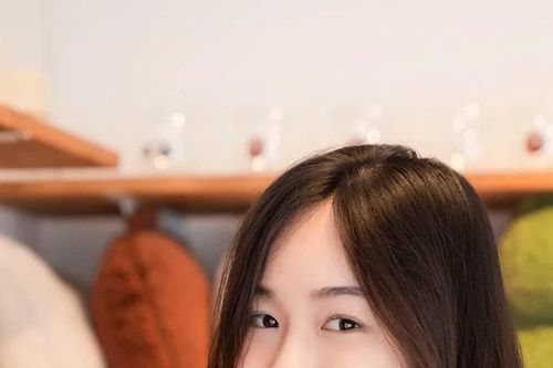 Nguyễn Lê Hiền Mai – một trong 8 học sinh Thủ khoa toàn quốc khối A00
