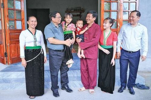 Tăng tốc xóa nhà tạm, dột nát trên toàn quốc