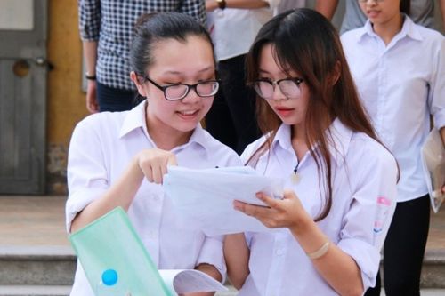 Dự báo điểm chuẩn khối A00 năm 2025: Tính cạnh tranh vẫn cao