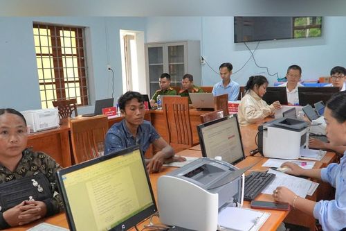 Chính quyền địa phương hai cấp và bài toán quản trị mơíBài cuối: Một nền hành chính vì dân - từ chính sách đến niềm tin