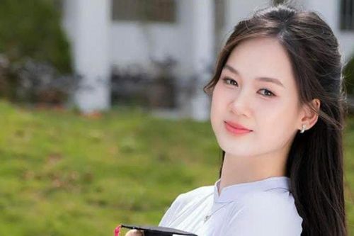 'Hot girl' Phú Thọ là Thủ khoa khối A00 toàn quốc với 3 điểm 10