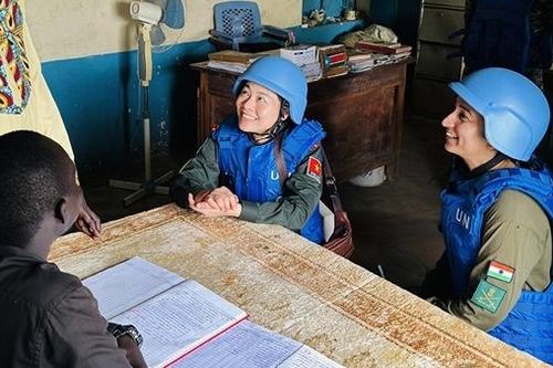 Sĩ quan công an Việt Nam dân vận khéo ở Abyei